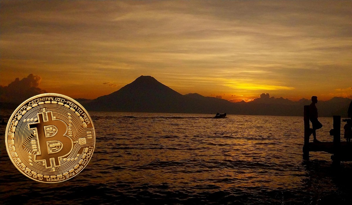 🔴 >> «Ahora vienen bitcoiners a visitar»: ciudadela Lago Bitcoin de Guatemala crece cada vez más