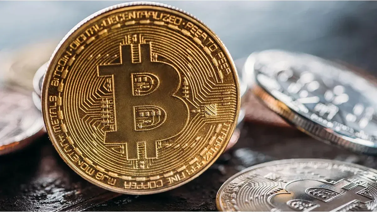 🔴 >> Bitcoin voló casi 200% en la semana y quedó a un paso de los u$s100.000